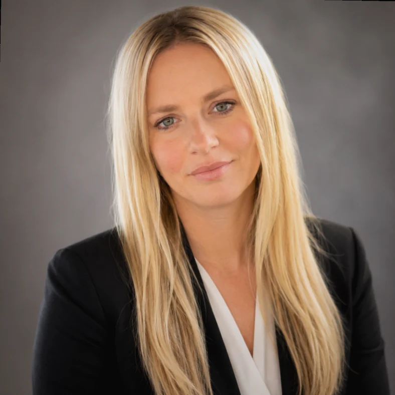 Headshot of Alix Marino